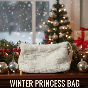 Cozy Checkerboard Knit Shoulder Bag - Chic Ivory Woven Texture
